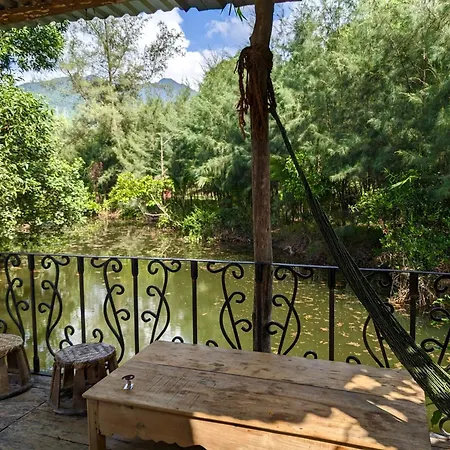 Homie Hava Homestay Lang Co Exterior photo