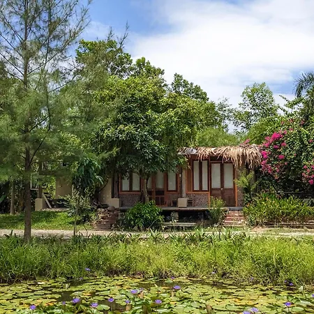 Homie Hava Homestay Lang Co Exterior photo
