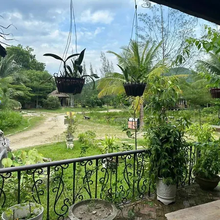 Homie Hava Homestay Lang Co Exterior photo